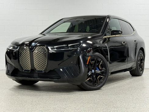 Used 2023 BMW iX M60 AWD/4WD image 2