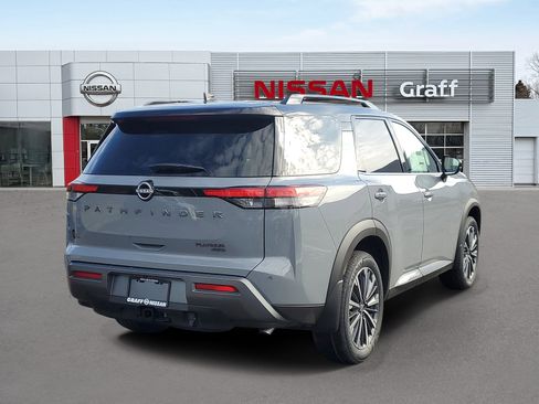 New 2026 Nissan Pathfinder Platinum AWD/4WD image 3