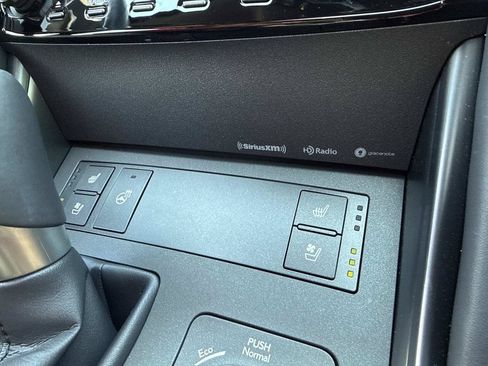 Used 2023 Lexus IS 300 w/ Comfort Package RWD image 31