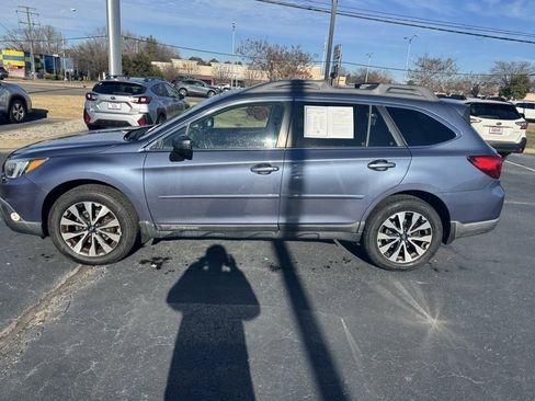 Used 2016 Subaru Outback 2.5i Limited image 4