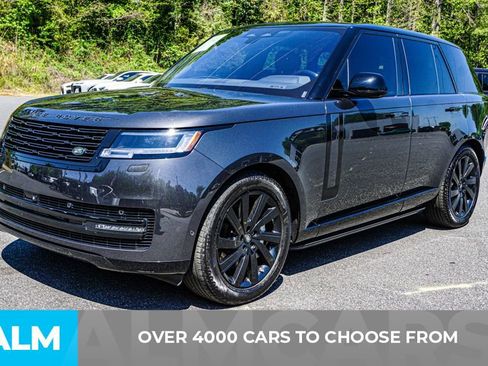 Used 2023 Land Rover Range Rover SE image 3