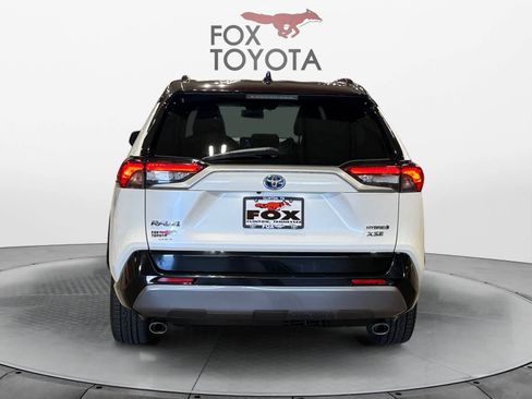 Used 2019 Toyota RAV4 XSE image 5