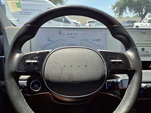 Used 2024 Hyundai Ioniq 5 SEL RWD image 22