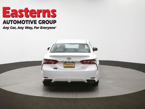 Used 2023 Toyota Camry SE image 36