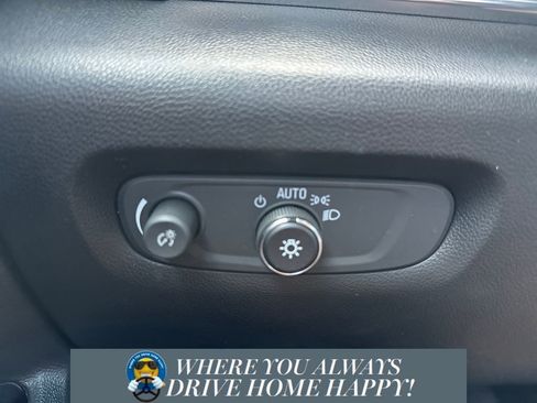 Used 2023 Chevrolet Traverse High Country w/ LPO, Cargo Package image 18