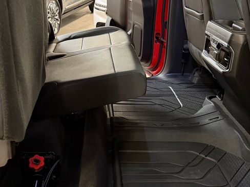 Used 2020 Chevrolet Silverado 2500 LTZ w/ LTZ Convenience Package image 31