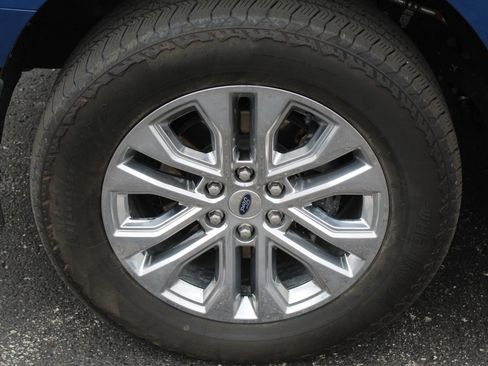 Used 2024 Ford F150 Lariat w/ Bed Utility Package AWD/4WD image 2