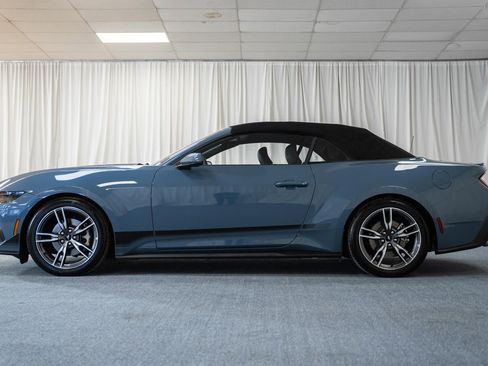 Used 2025 Ford Mustang Premium w/ Wheel & Stripe Package image 9