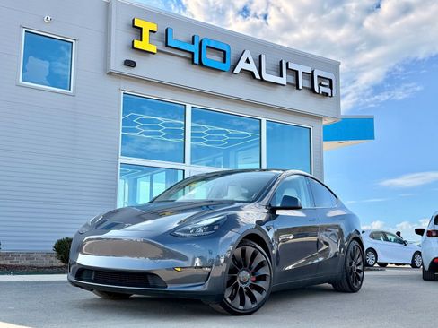 Used 2022 Tesla Model Y Performance image 1