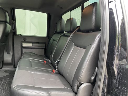 Used 2016 Ford F250 Lariat w/ Lariat Ultimate Package AWD/4WD image 36