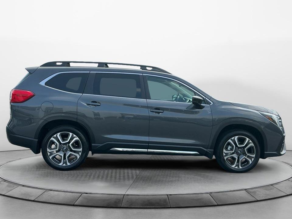 Certified 2026 Subaru Ascent Limited AWD/4WD image 7