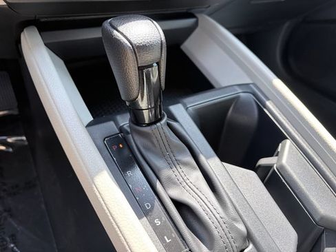 Used 2023 Honda Accord EX image 21