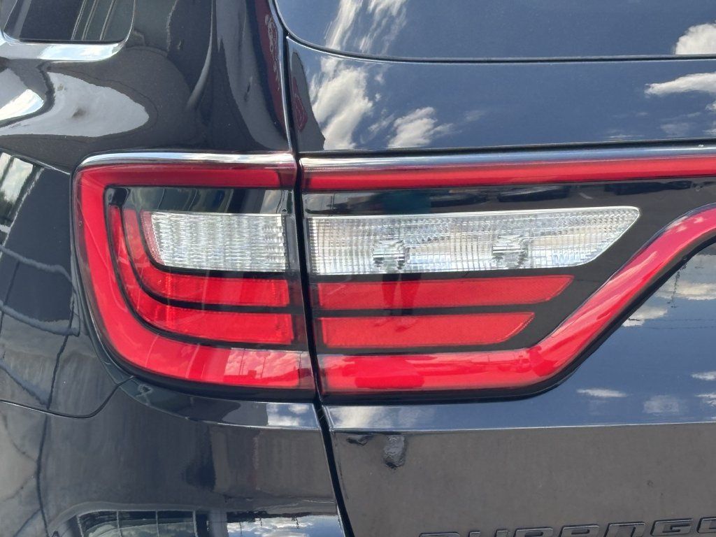 Used 2023 Dodge Durango R/T w/ Blacktop Package AWD/4WD image 7