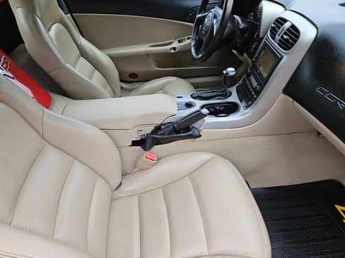 Used 2005 Chevrolet Corvette Convertible w/ Preferred Equipment Group image 12