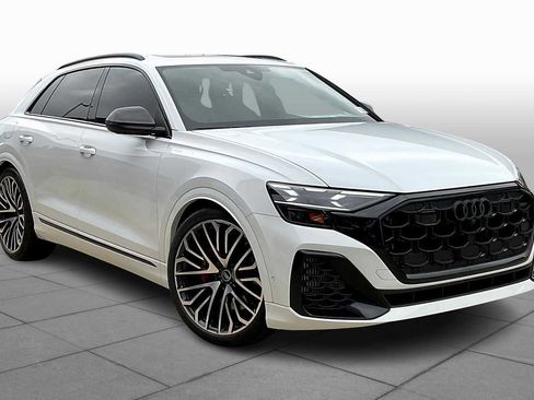 New 2025 Audi SQ8 Prestige image 2