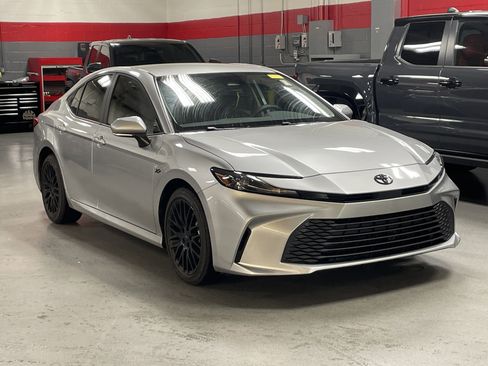 Used 2026 Toyota Camry LE FWD image 2