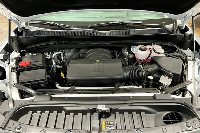 New 2026 Chevrolet Silverado 1500 RST w/ LPO, Dark Essentials Package AWD/4WD image 11