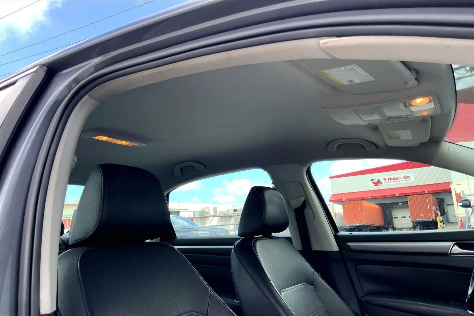 Used 2017 Volkswagen Passat 1.8T R-Line FWD image 30