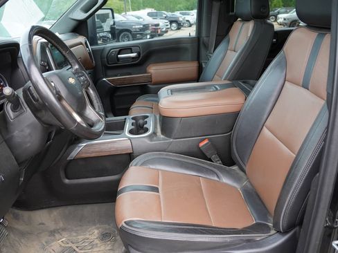 Used 2021 Chevrolet Silverado 2500 High Country AWD/4WD image 5