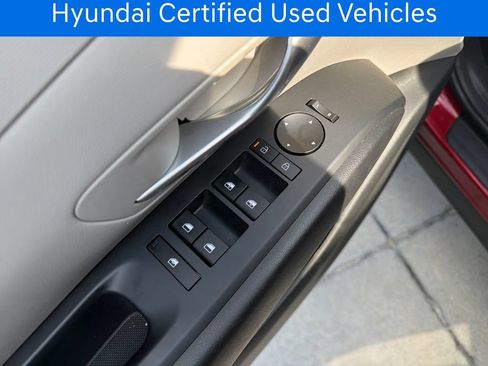 Certified 2025 Hyundai Tucson SEL AWD/4WD image 14
