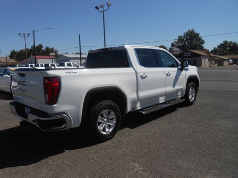 Used 2020 GMC Sierra 1500 SLE w/ Driver Alert Package I AWD/4WD image 9