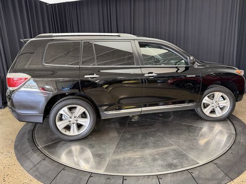 Used 2012 Toyota Highlander Limited w/ Tow Pkg image 9