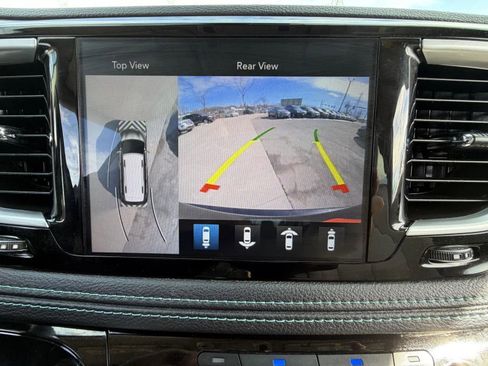 Used 2018 Chrysler Pacifica Limited w/ Advanced Safetytec Group image 22