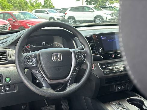 Certified 2023 Honda Ridgeline Sport image 13
