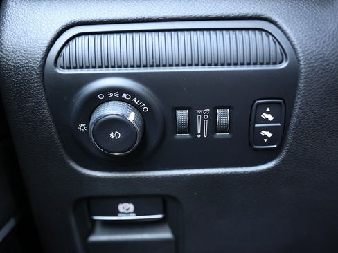 Used 2022 Jeep Wagoneer Series III w/ Convenience Group I image 36