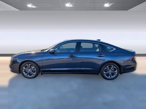 Used 2023 Honda Accord EX image 2
