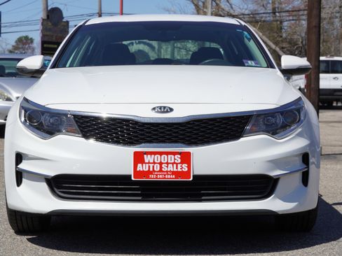 Used 2016 Kia Optima LX w/ LX Convenience Package image 2