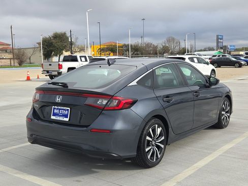Used 2024 Honda Civic EX-L image 3