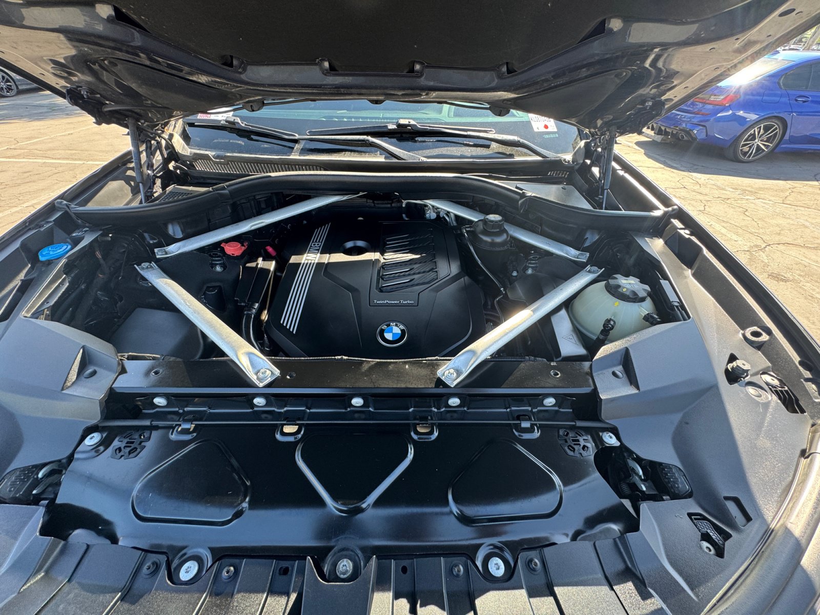 Used 2019 BMW X7 xDrive40i w/ Premium Package AWD/4WD image 18