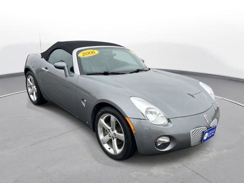 Used 2006 Pontiac Solstice Convertible w/ Premium Package image 7