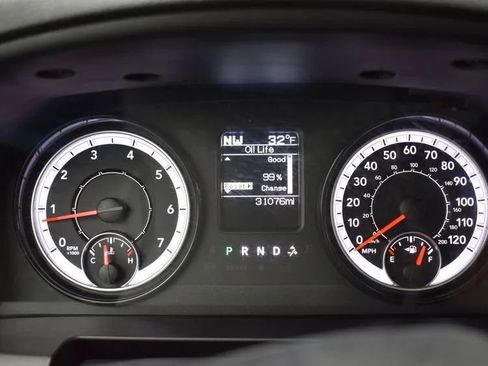 Used 2024 RAM 1500 Classic SLT image 26