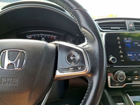 Used 2017 Honda CR-V Touring image 18