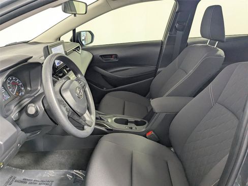Certified 2025 Toyota Corolla LE image 11