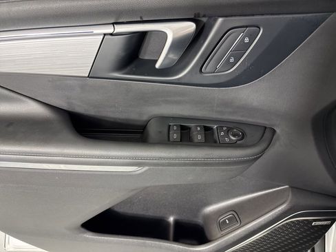 Used 2025 Buick Enclave Preferred image 15