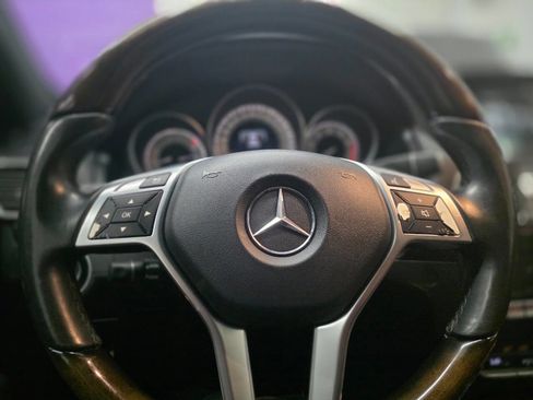 Used 2016 Mercedes-Benz E 400 E 400 4MATIC AWD 2dr Coupe w/ Premium 2 Package image 17