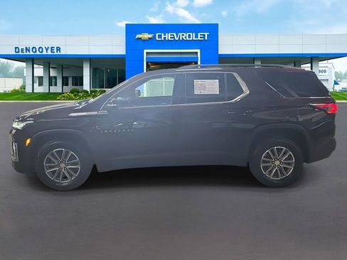 Used 2023 Chevrolet Traverse LT image 8