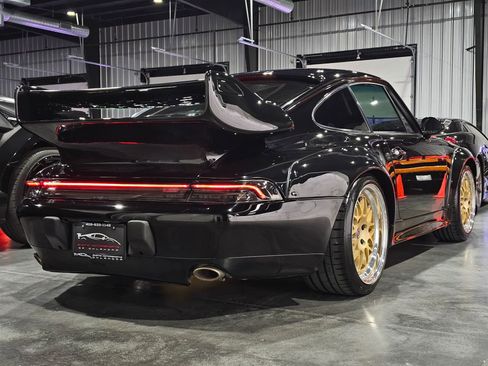 Used 1995 Porsche 911 Carrera RWD image 6