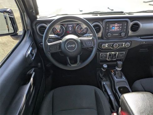 Used 2021 Jeep Gladiator Sport image 32