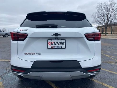 Used 2023 Chevrolet Blazer LT w/ Convenience Package image 9