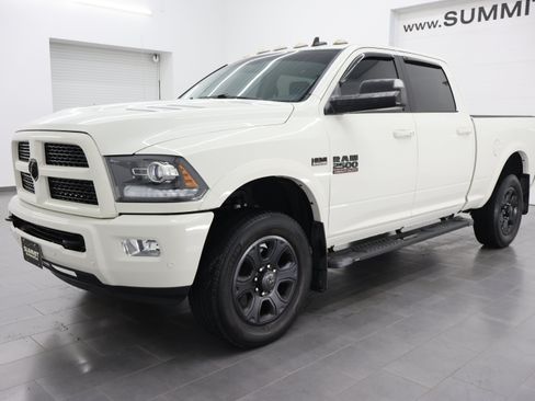 Used 2017 RAM 2500 Laramie w/ Sport Appearance Group AWD/4WD image 6