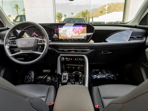Certified 2025 Audi Q5 Premium Plus w/ Premium Plus AWD/4WD image 19