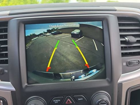 Used 2019 RAM 1500 Big Horn AWD/4WD image 22