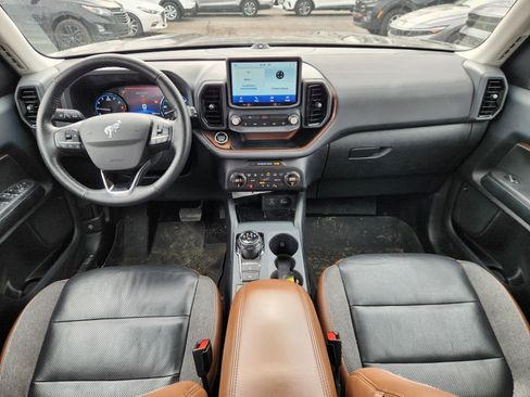 Used 2021 Ford Bronco Sport Outer Banks w/ Outer Banks Package (96D) image 7