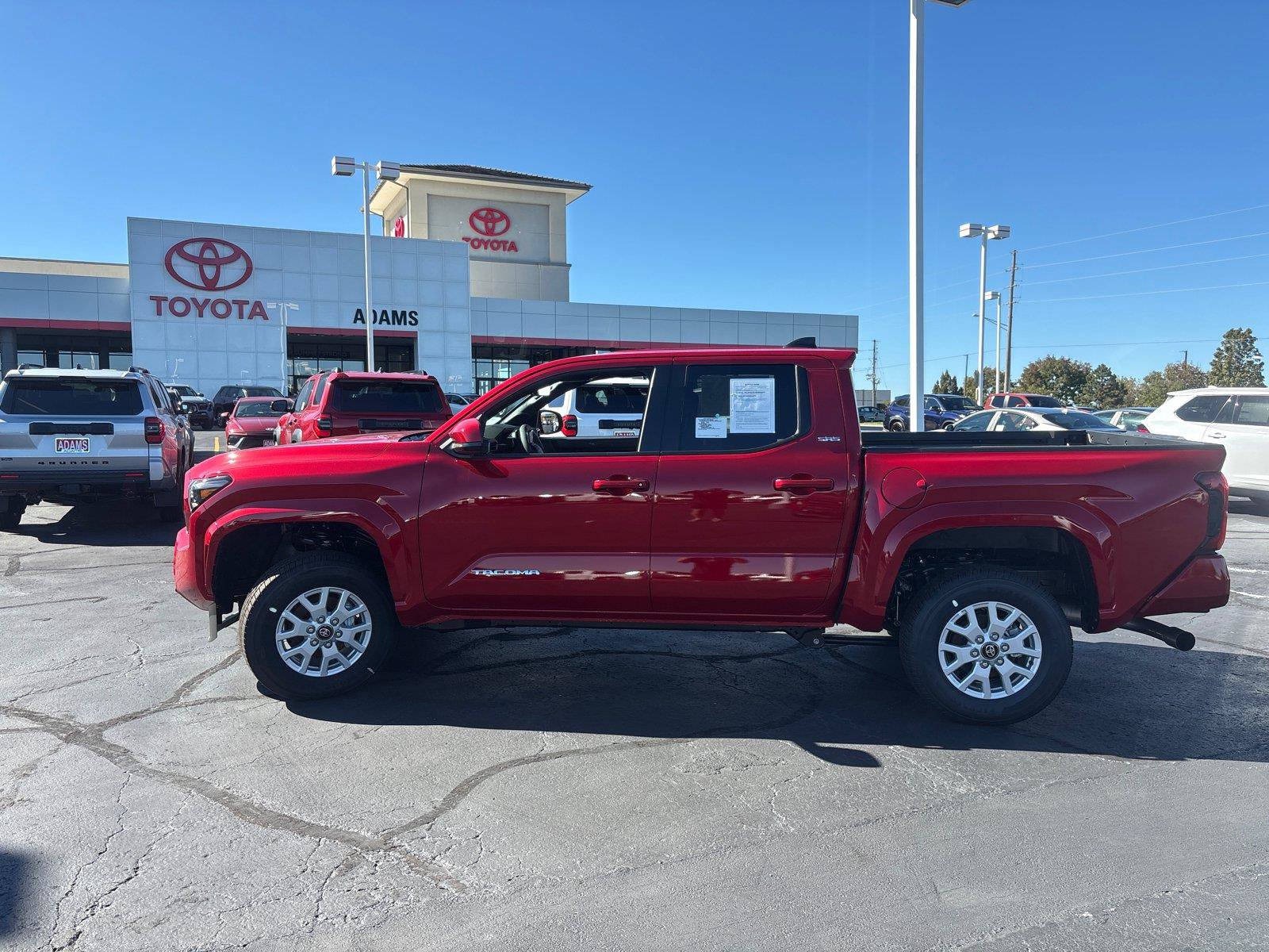 Used 2026 Toyota Tacoma SR5 AWD/4WD image 6