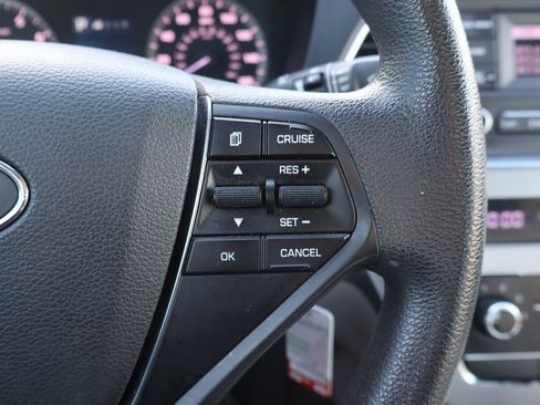 Used 2016 Hyundai Sonata SE image 7