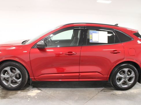 Used 2023 Ford Escape ST-Line w/ Tech Pack #1 FWD image 6